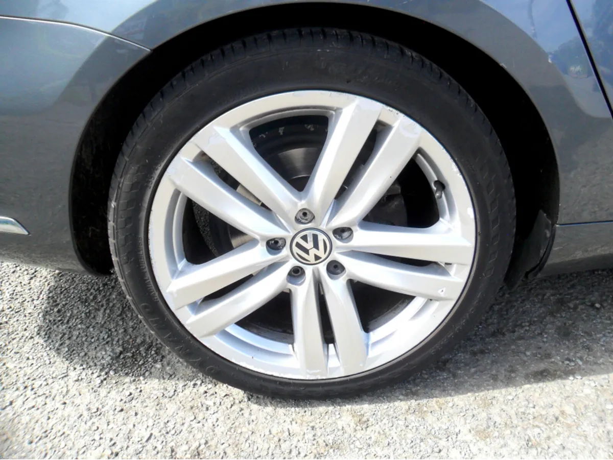 Volkswagen Passat HIGHLINE 2.0 TDI AUTO........NCT - Image 2