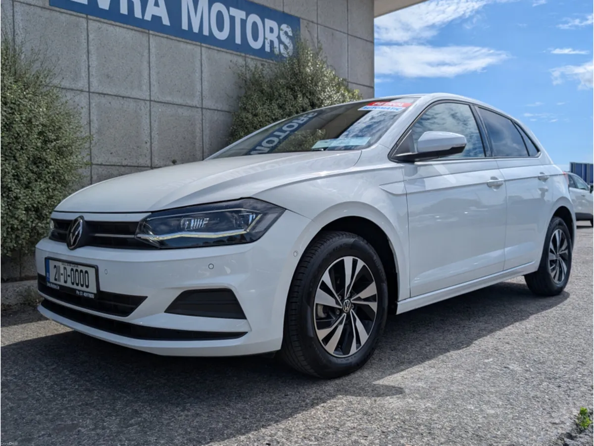 Volkswagen Polo COMFORTLINE AUTOMATIC 1.0 PETROL / - Image 6