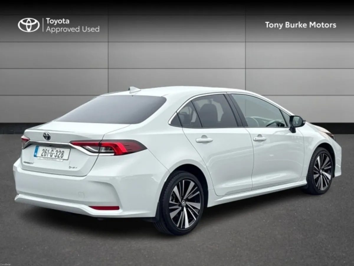 Toyota Corolla Saloon - LUNASPORT - 1.8 Hybrid - S - Image 2