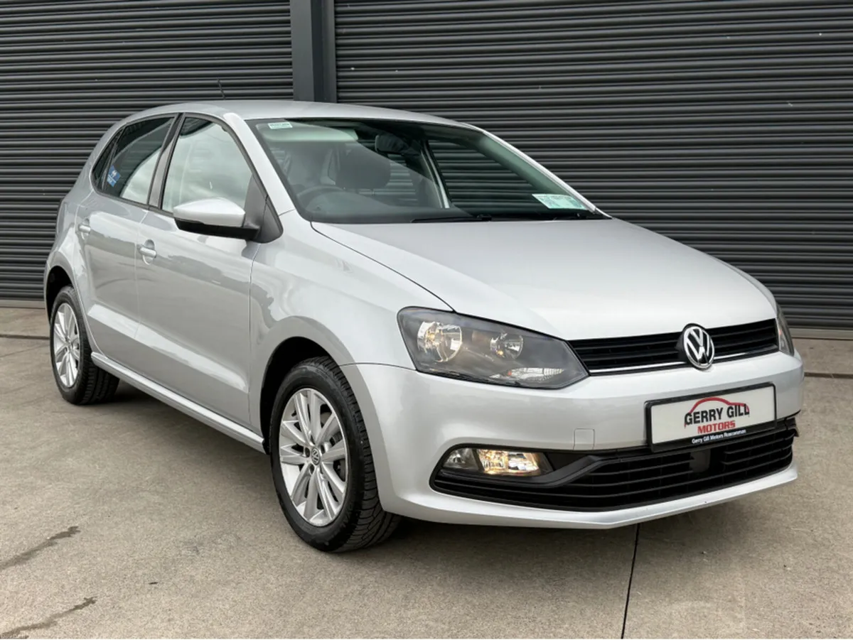 Volkswagen Polo TRENDLINE 1.0 60HP MANUAL PETROL * - Image 1