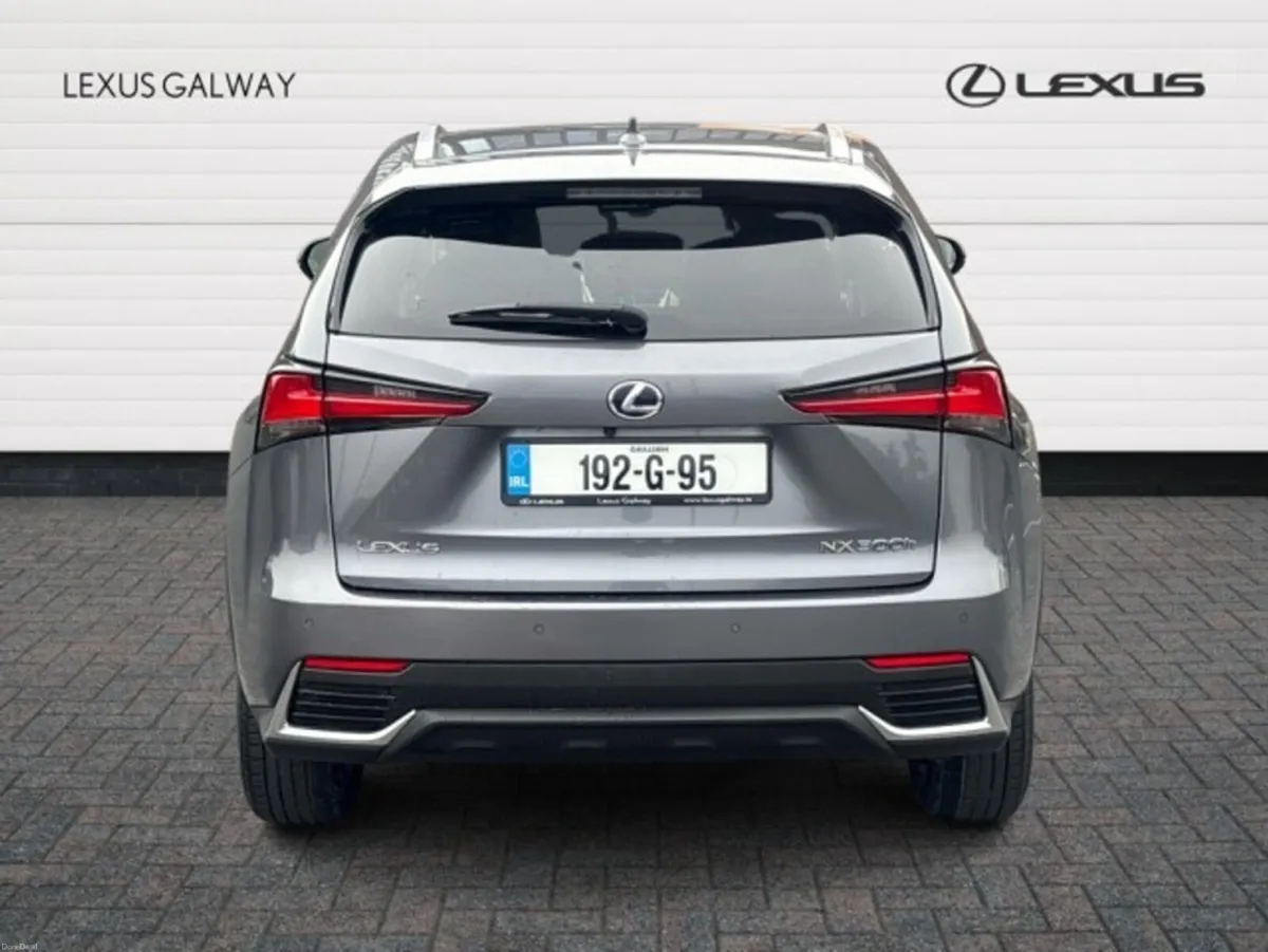 Lexus NX FWD Executive Carplay // Heated Mirrors / - Image 5