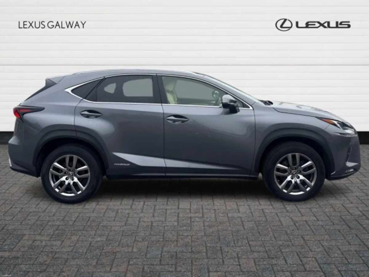 Lexus NX FWD Executive Carplay // Heated Mirrors / - Image 3