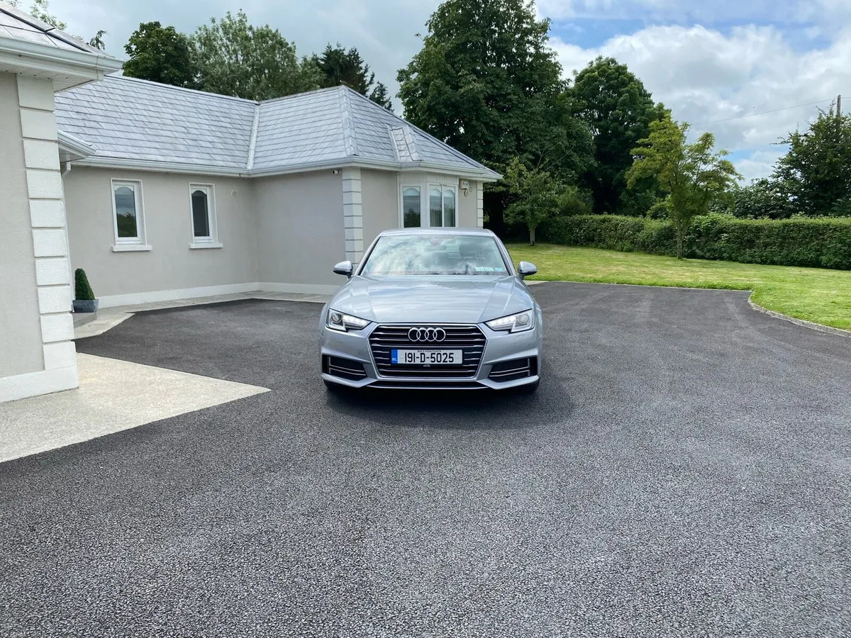 2019 Audi A4 Automatic - Image 4