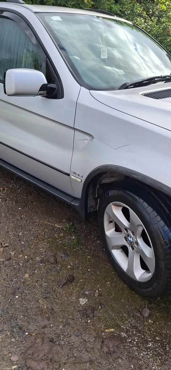 BMW X5 2006 (manual) - Image 2