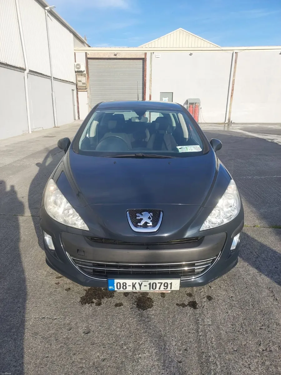 Peugeot 308 2008 - Image 1