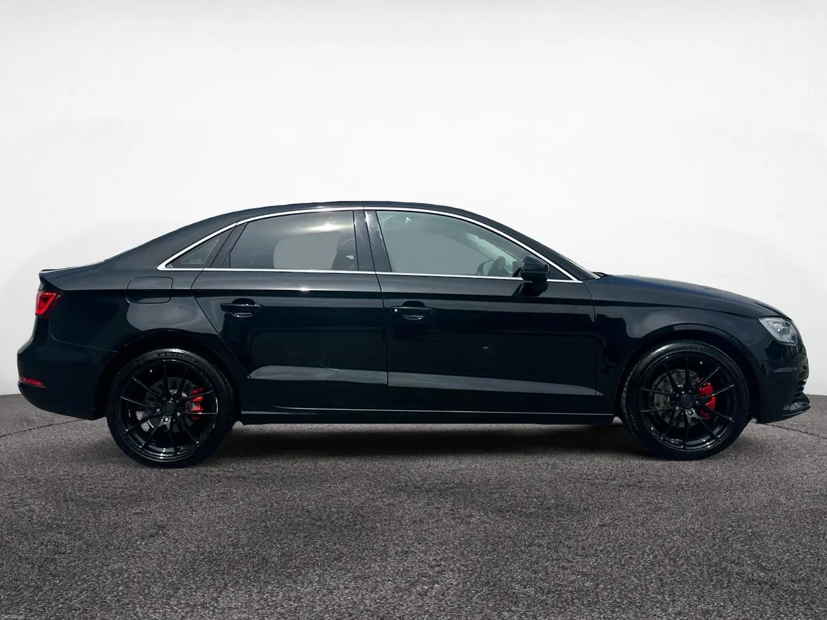 AUDI A3 2016 **SALOON** AUTOMATIC 1.4L - Image 2