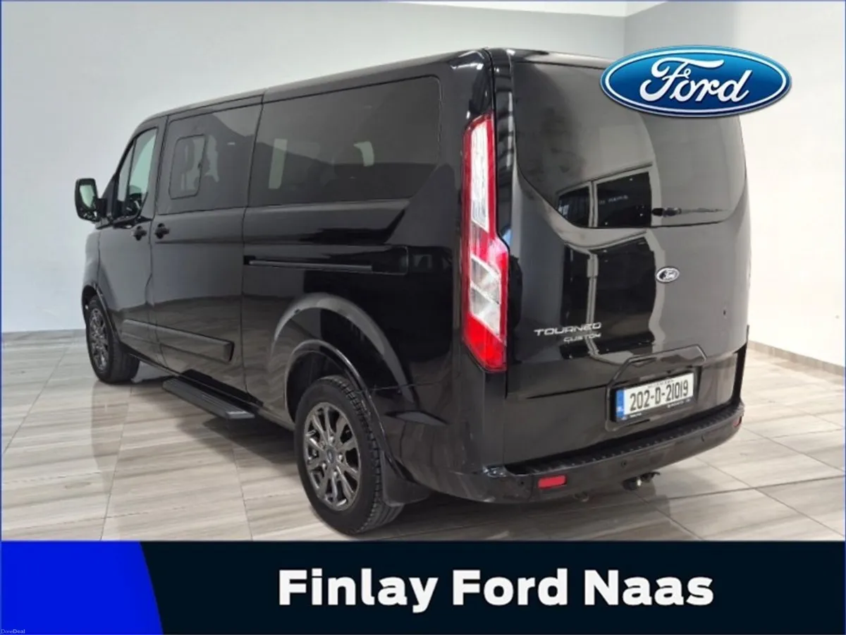 Ford Tourneo Custom BUS M1 320L TITAN 2.0 - Image 3