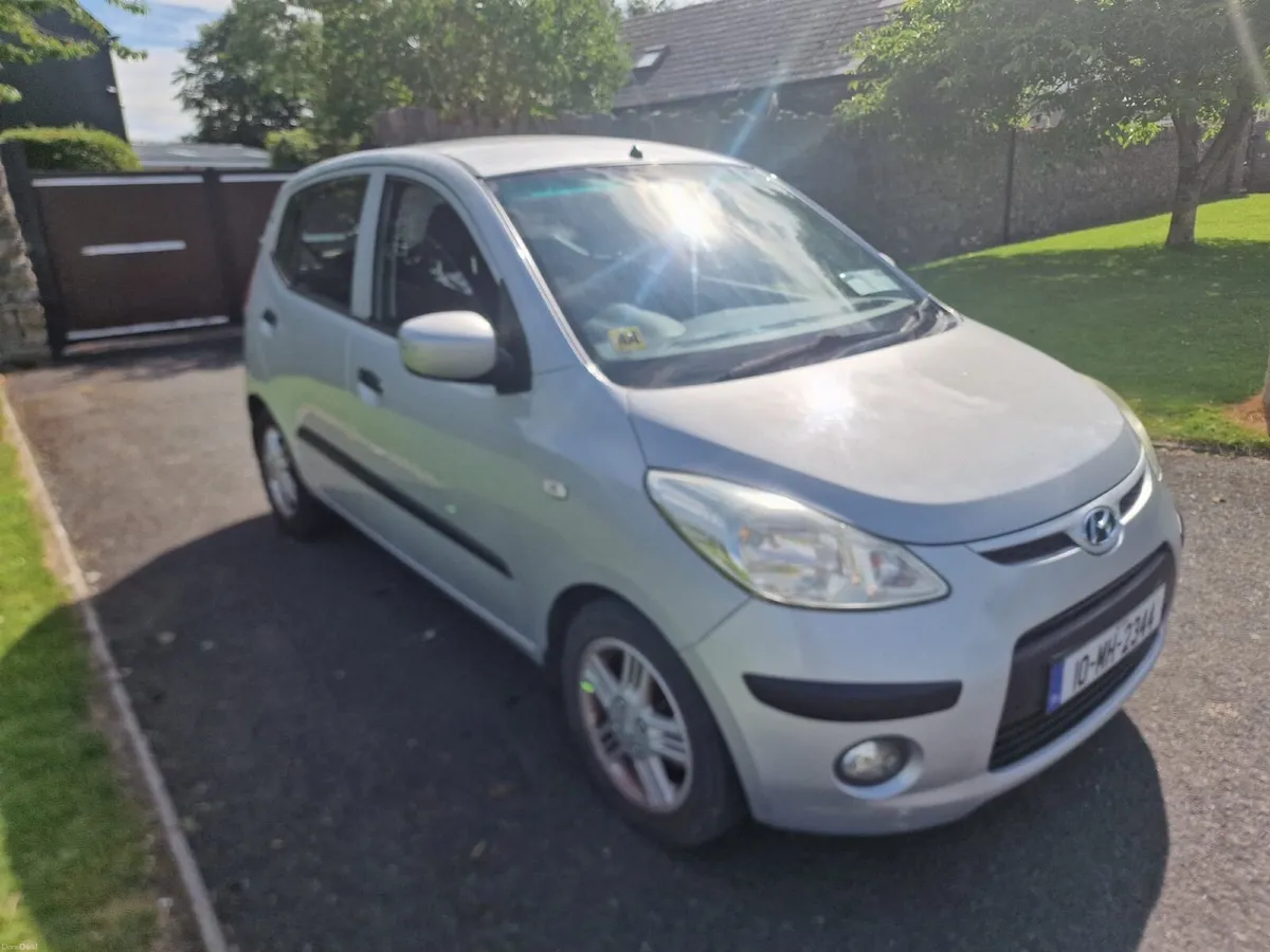 Hyundai i10 2010 - Image 1