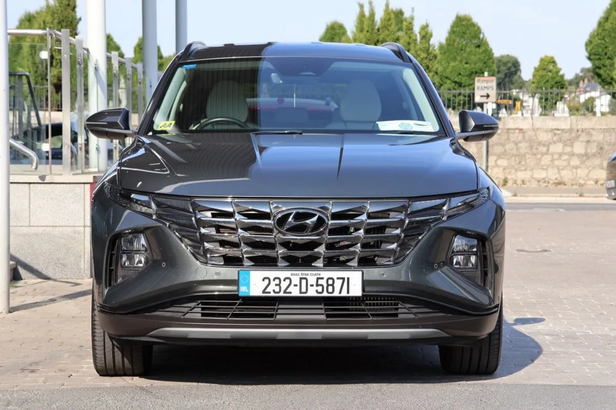 Hyundai Tucson 2WD Executive Plus HEV STG Auto - Image 5