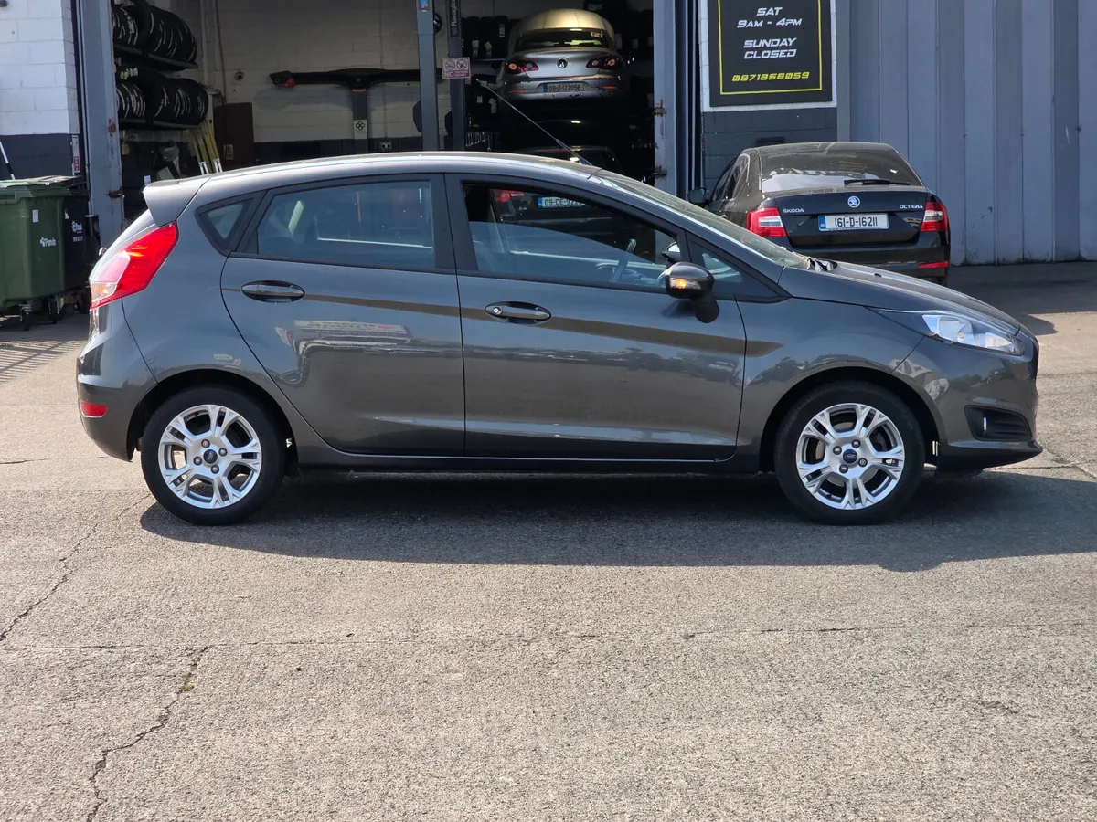 Ford Fiesta 1.2 Zetec - Image 3