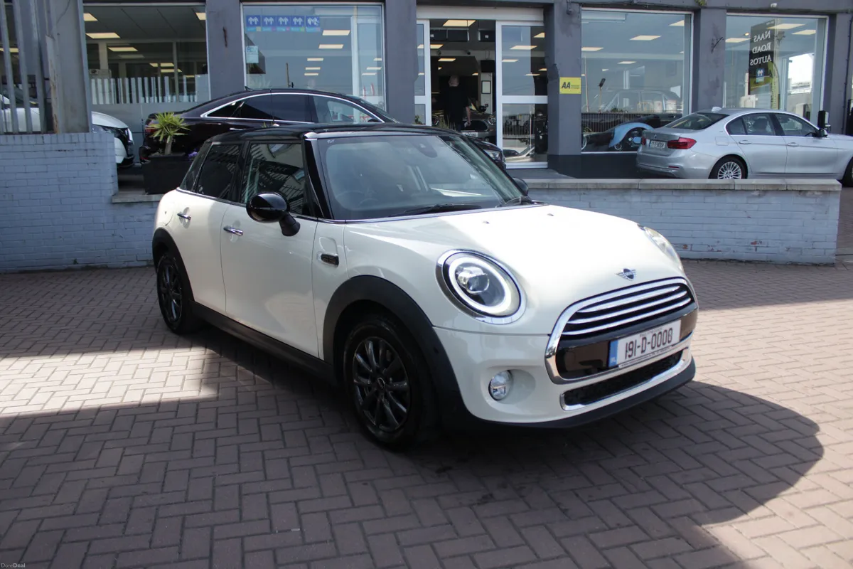 2019 MINI COOPER D 1.5D 5DR HATCHBACK AUTOMATIC - Image 1