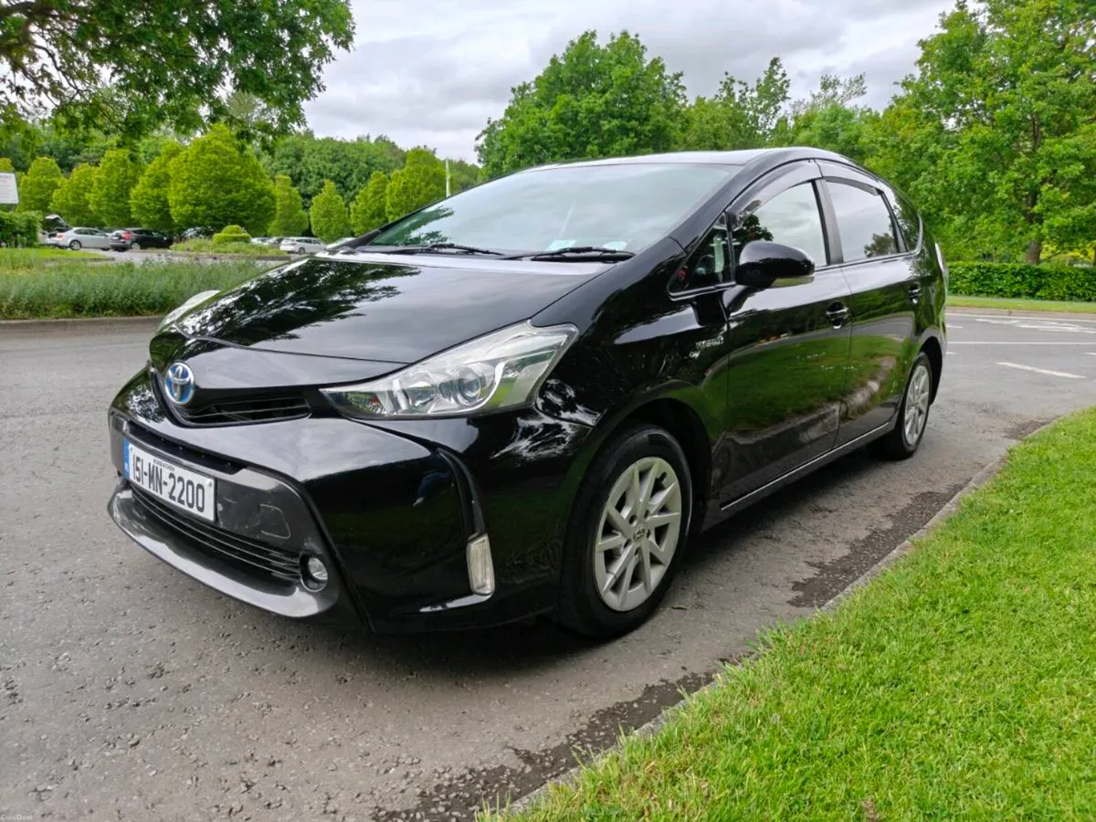 2015 Toyota Prius 7 Seater Hybrid - Image 2