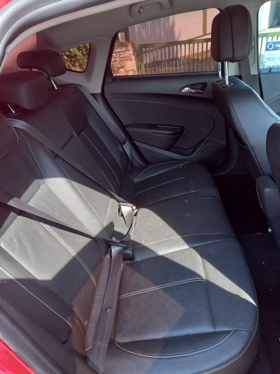 2015 Opel Astra 1.6 Diesel - Image 2