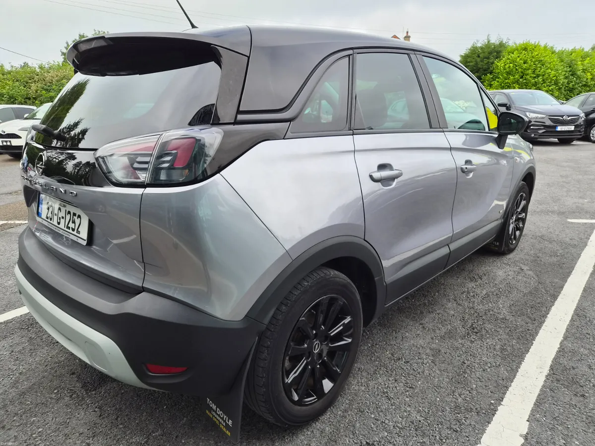 Opel Crossland 2023 1.2L Petrol Manual - Image 3