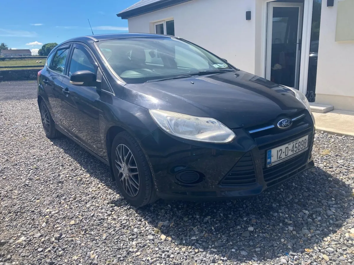 Ford Focus 2012 - Image 1