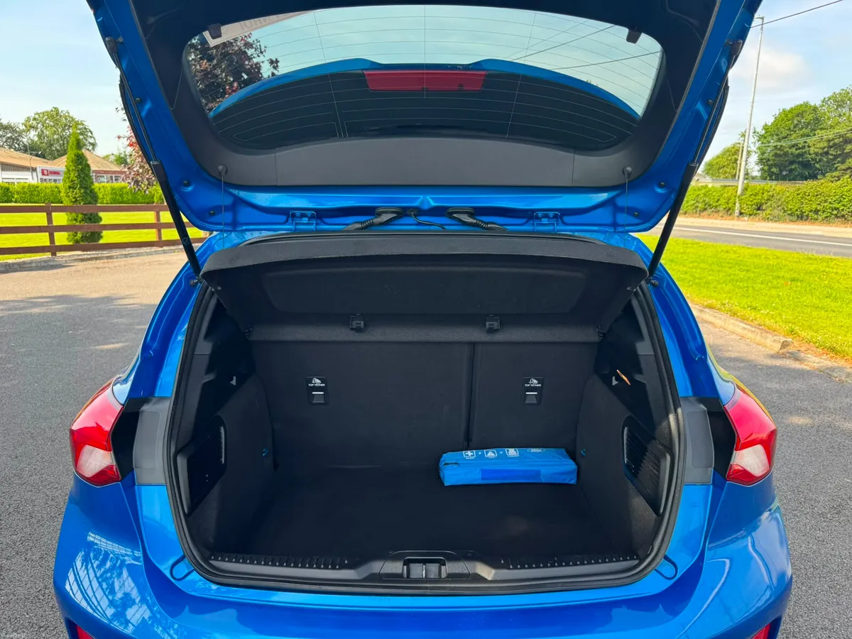 Ford Focus ST-Line 2022 - Image 5