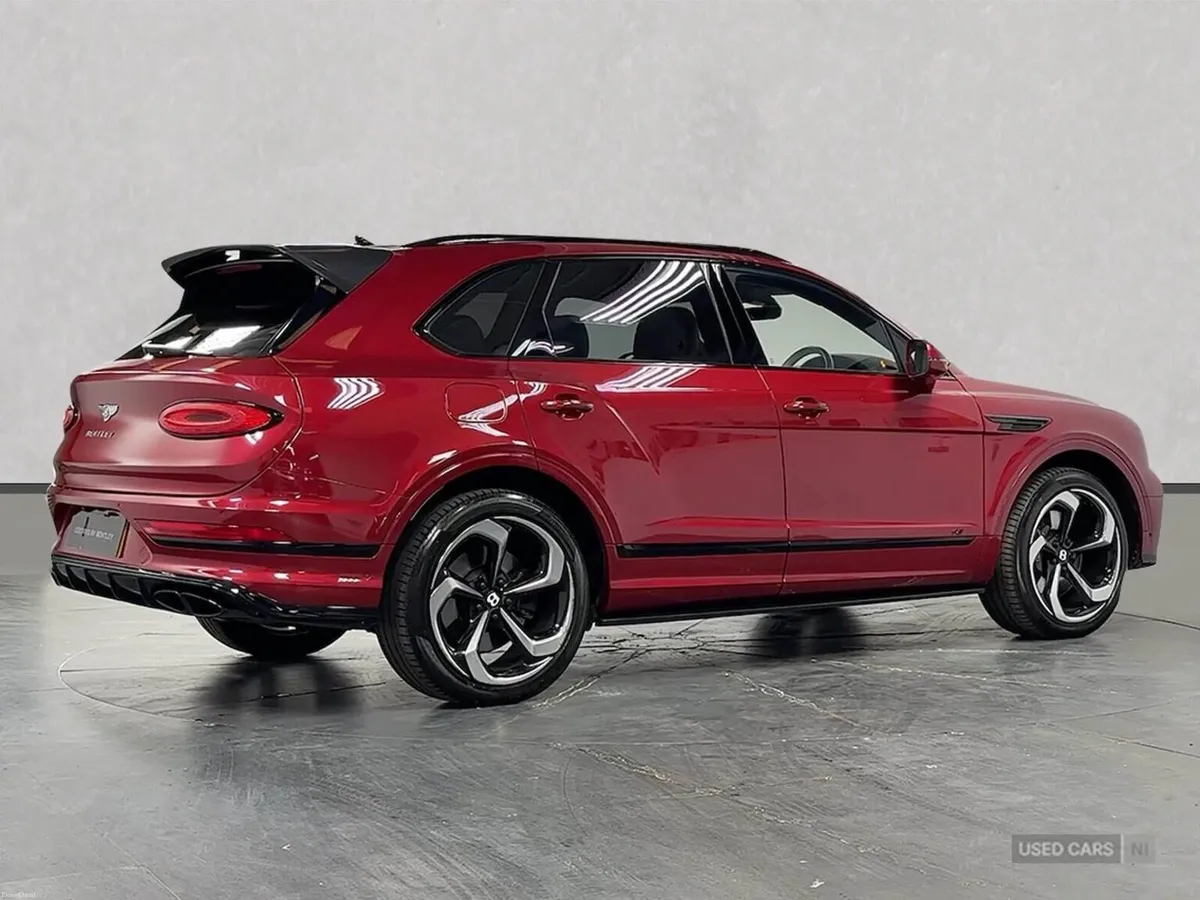 Bentley Bentayga 4.0 V8 Azure 5Dr Auto [Blackline - Image 4