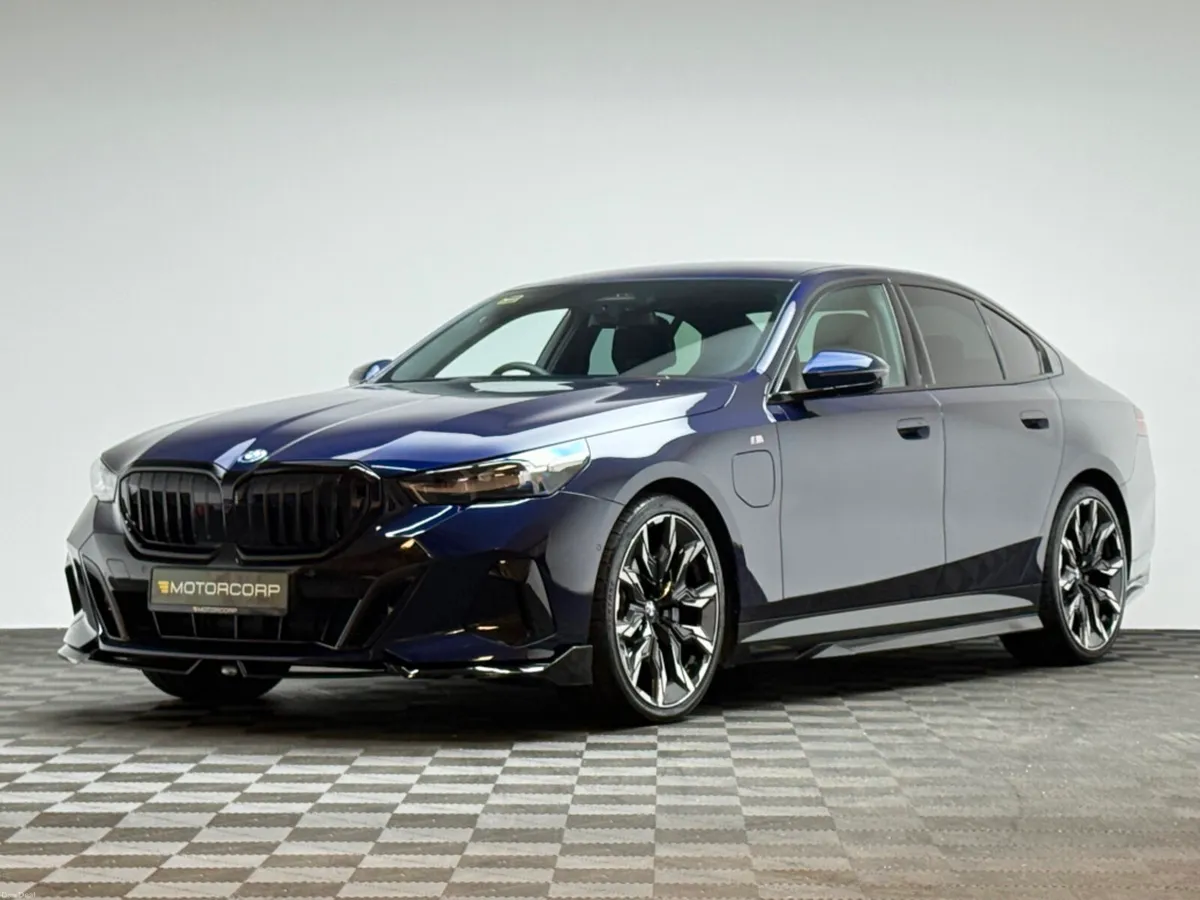 BMW 5-Series 530E M SPORT - Image 3