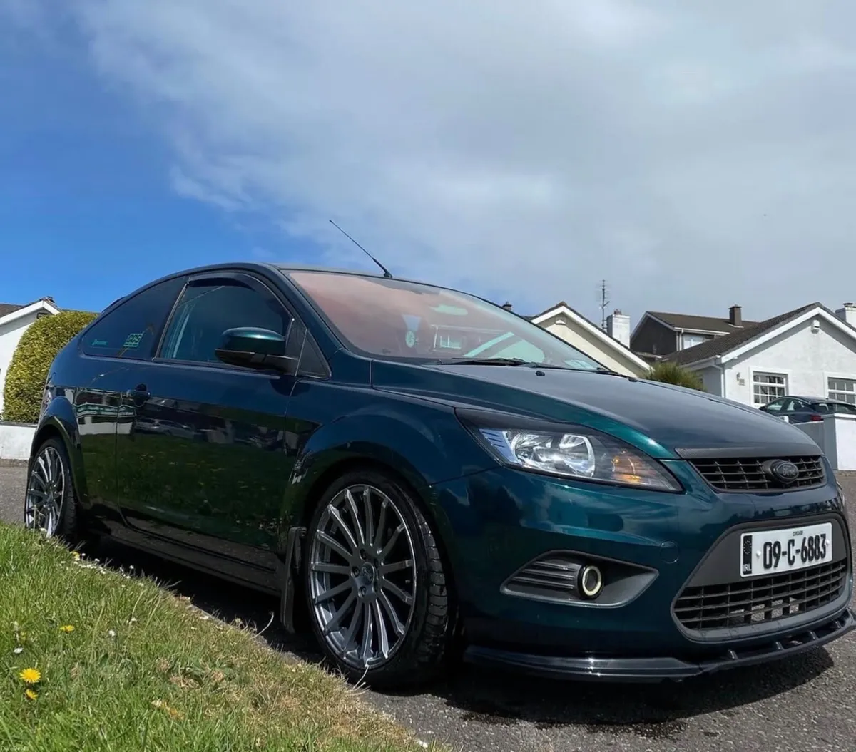 Ford Focus 2009 - Image 2
