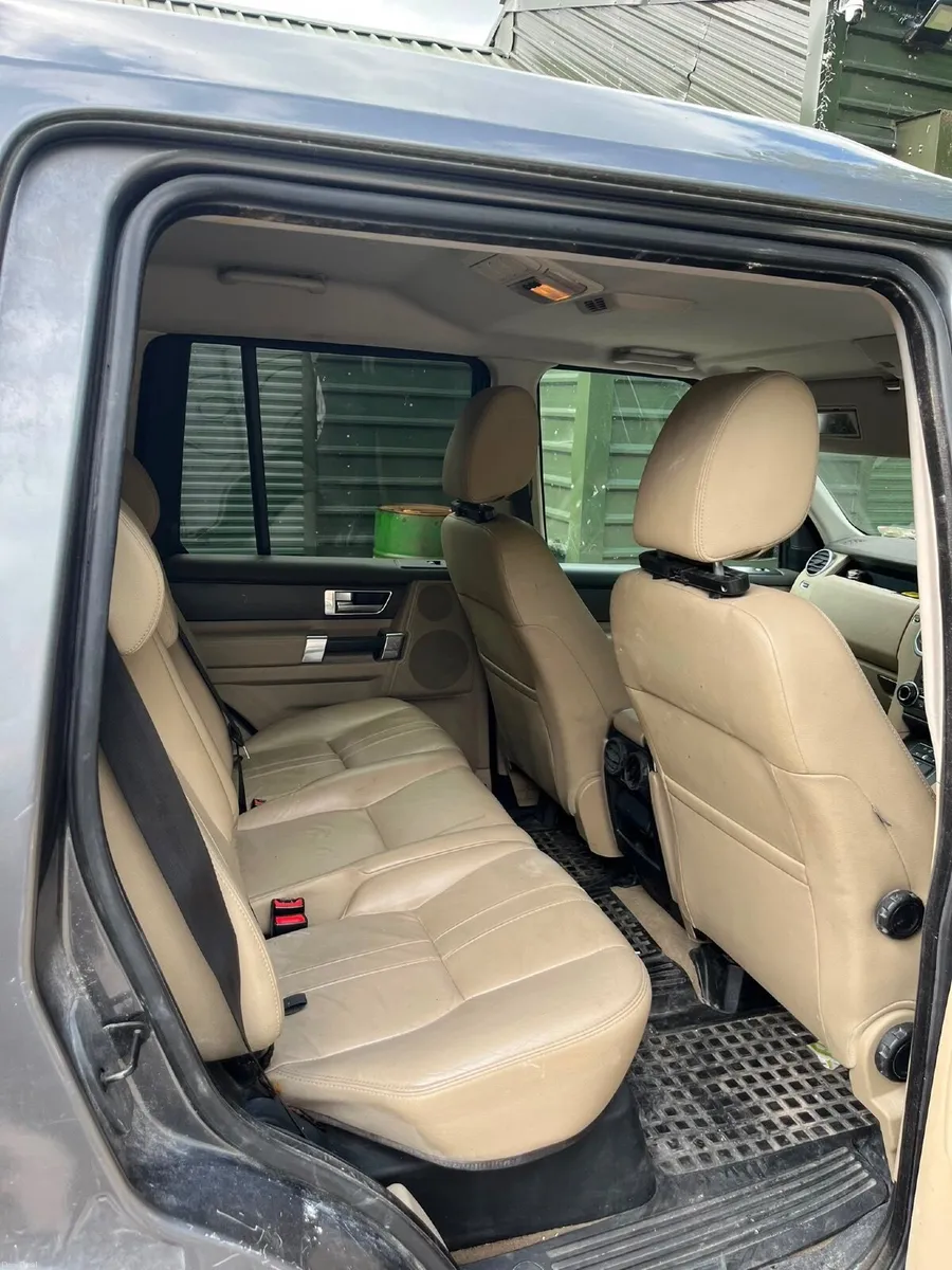 Land Rover Discovery 2016 - Image 3