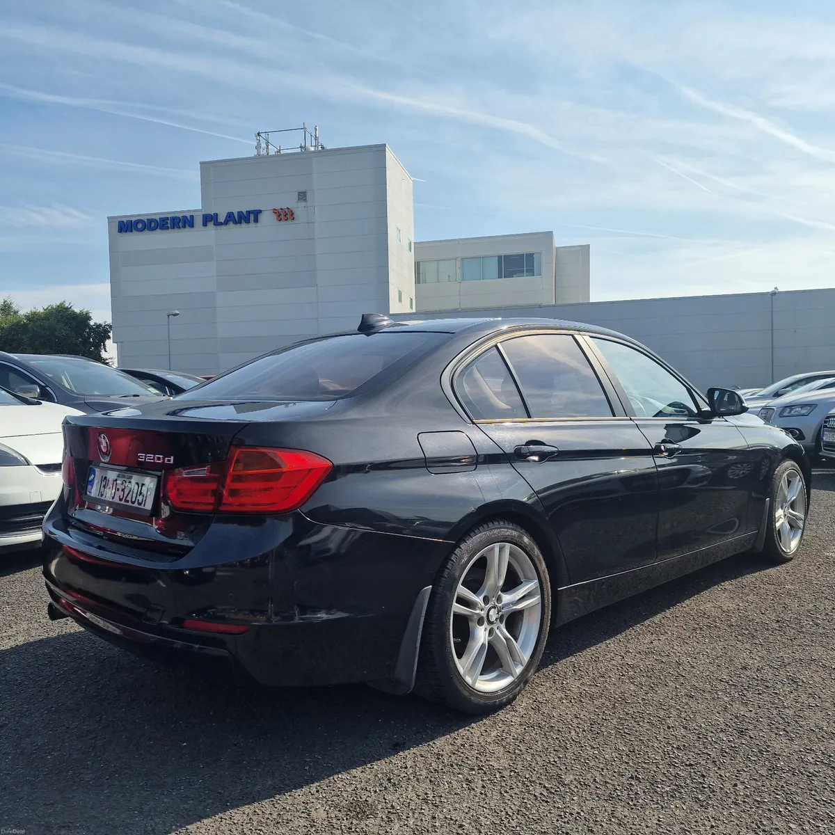 BMW 3-Series 2013 Automatic - Image 3