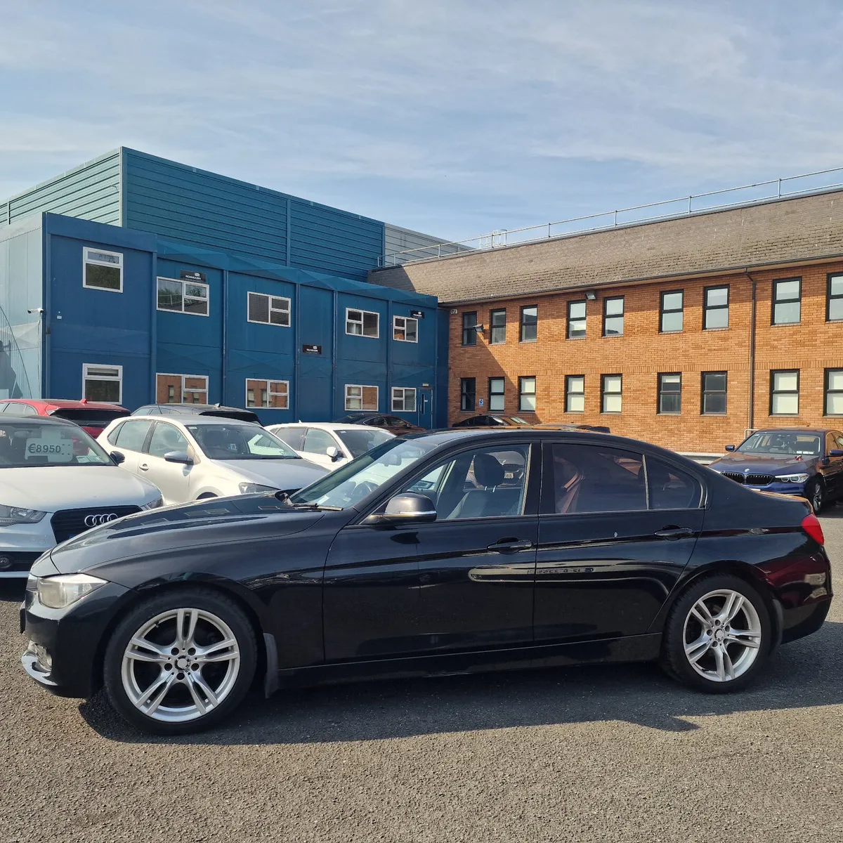 BMW 3-Series 2013 Automatic - Image 5