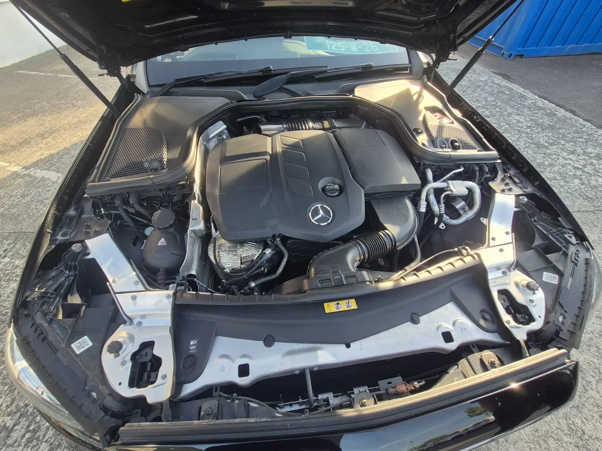 Mercedes-Benz E220d AMG - Image 3