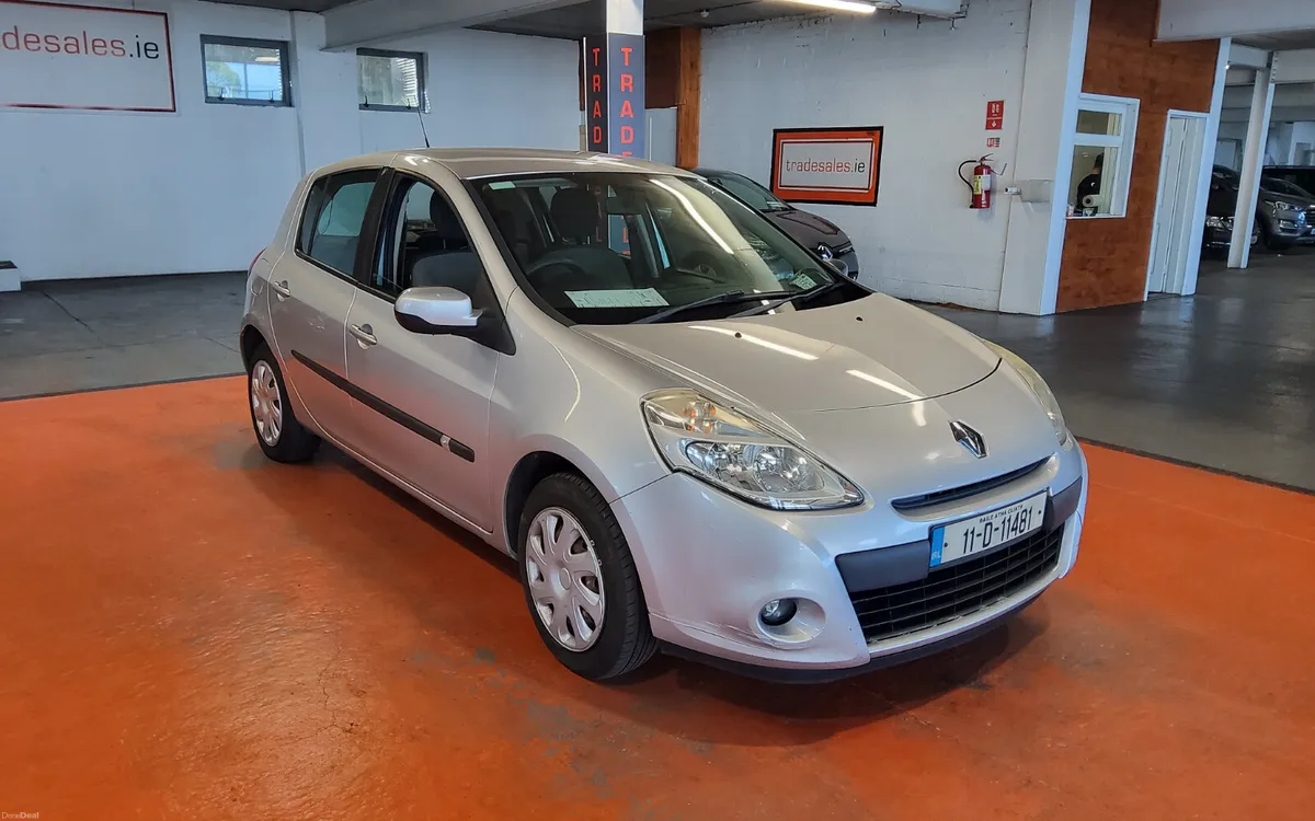 Renault Clio 2011 - Image 1