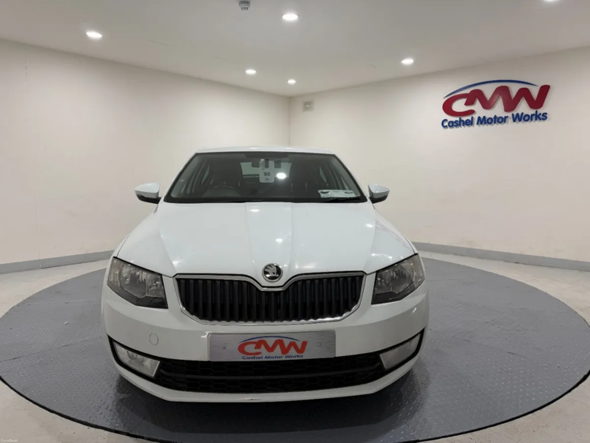 Skoda Octavia AMBITION 1.6 TDI 110HP 5DR**SAME DAY - Image 2