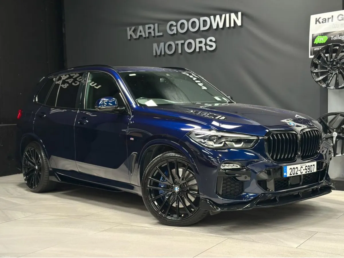 45e XDRIVE M SPORT PHEV - Image 1