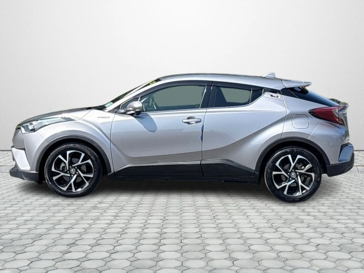 Toyota C-HR 1.8 HYBRID LUNA - Image 5