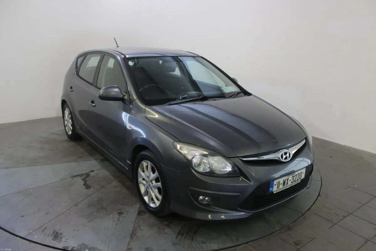 Hyundai i30 1.6 CRDi 90hp Classic Eco - TENDER 15 - Image 1