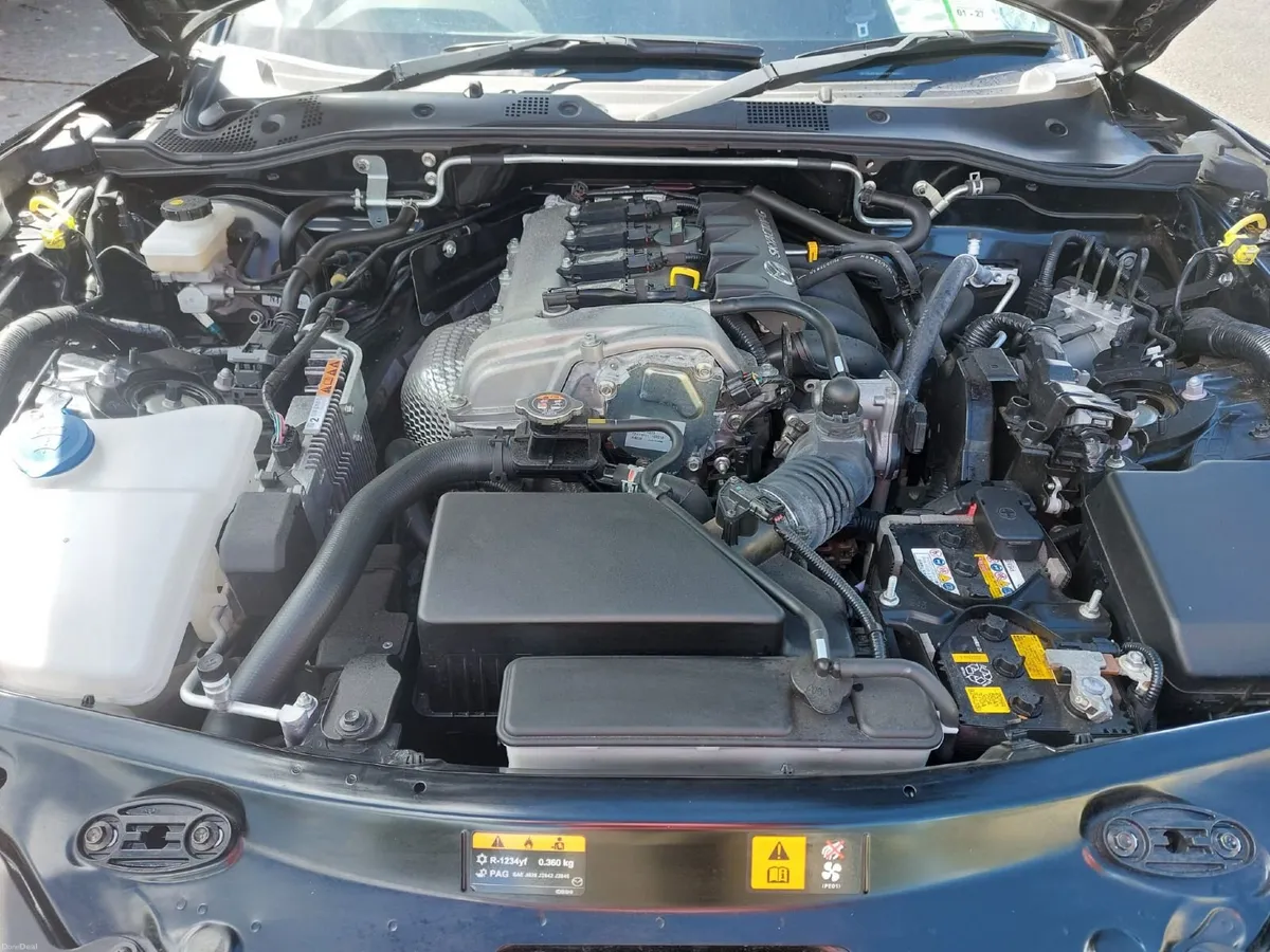 Mazda MX-5 2023 - Image 2