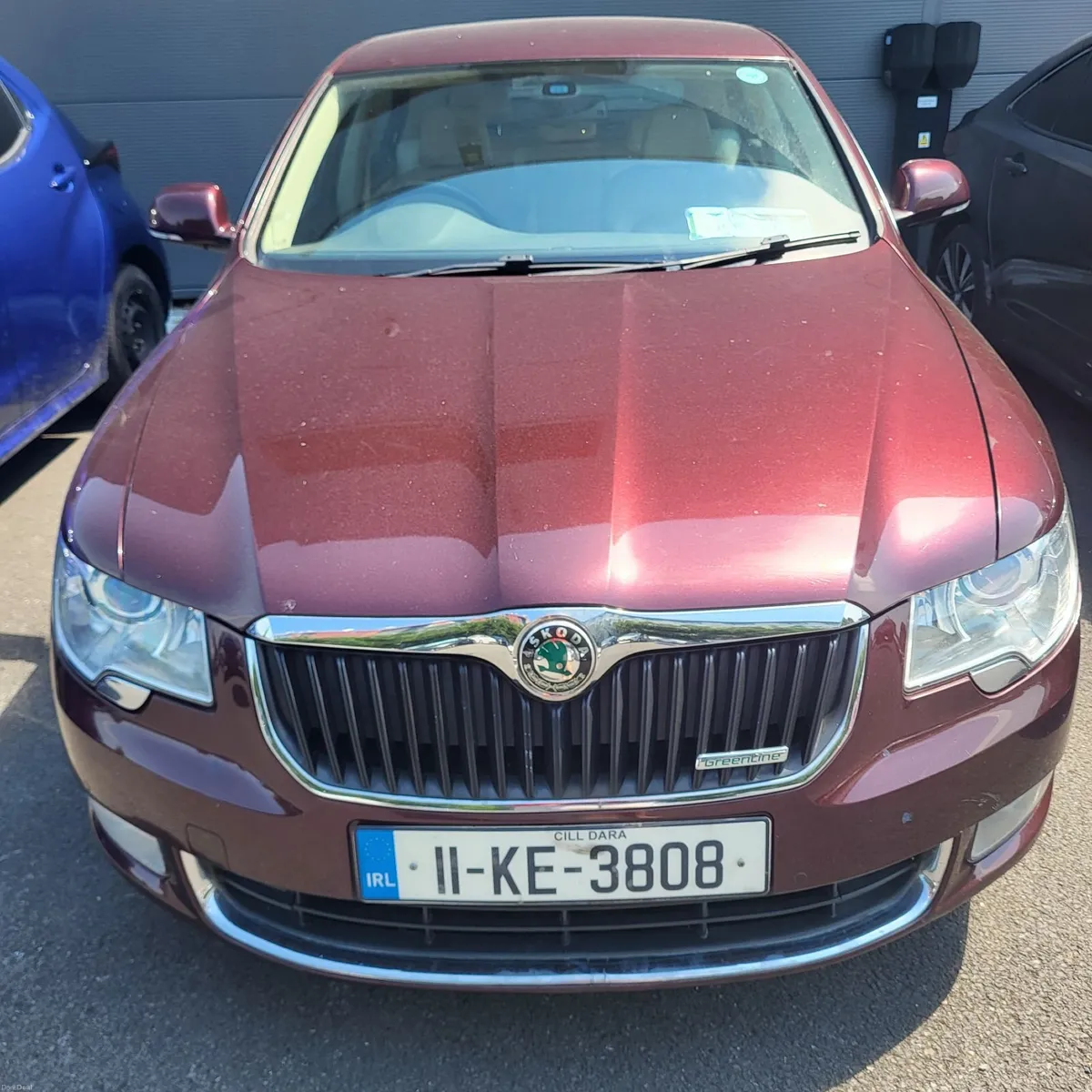 Skoda Superb 2011 - Image 1