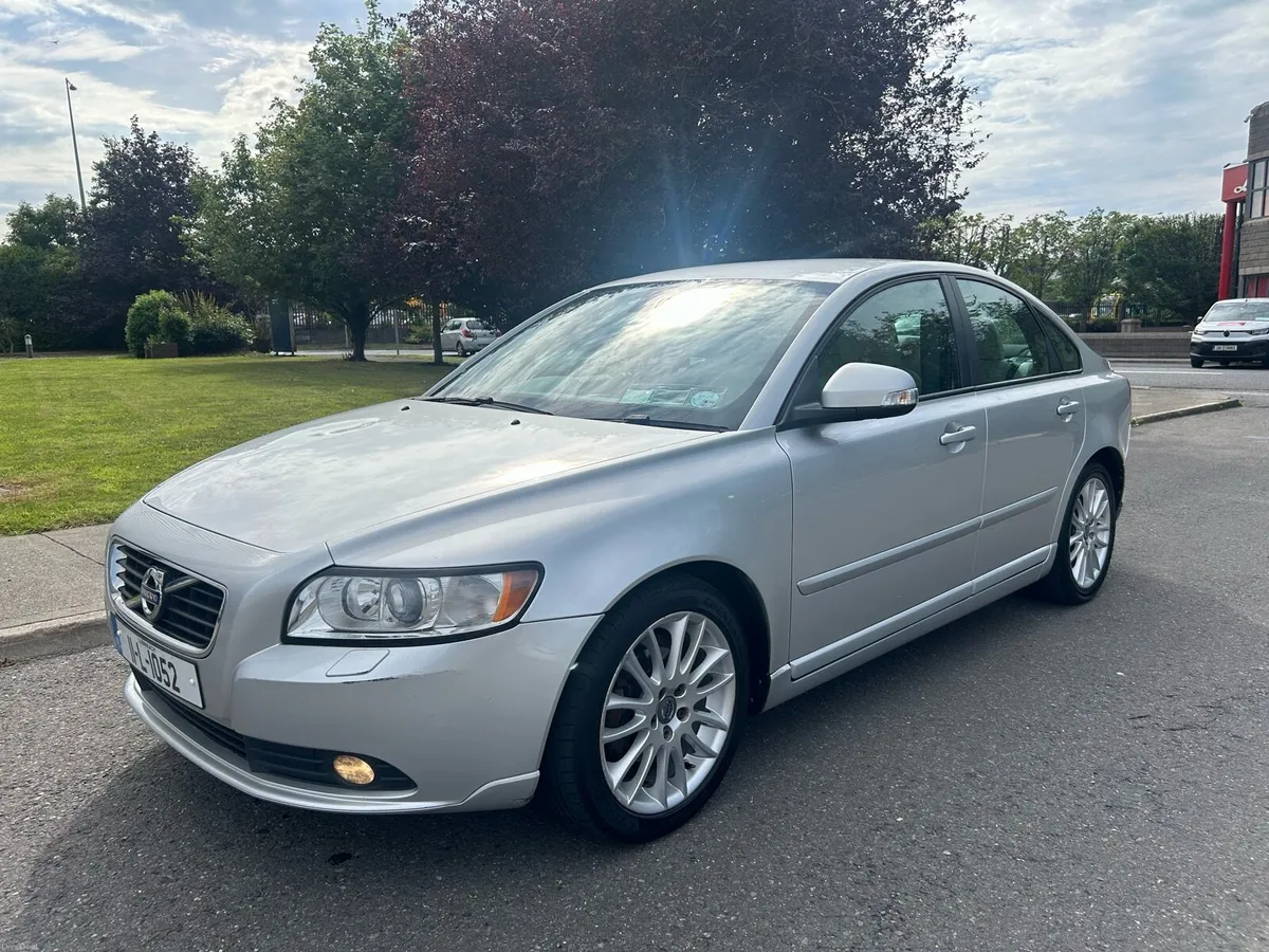 2011 VOLVO S40 D2 HIGH SPEC , DUBLIN 12 - Image 1