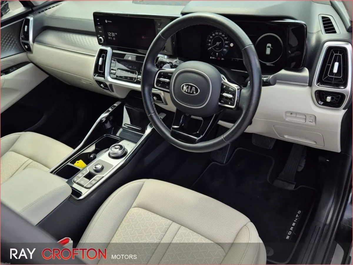 Kia Sorento 2.2 K3 4X2 Diesel 7 seats - Image 3