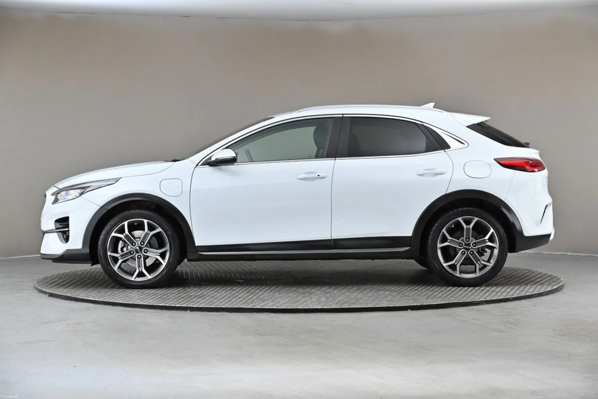 Kia XCeed 1.6 GDI PHEV MY21 TRAILER - Image 5