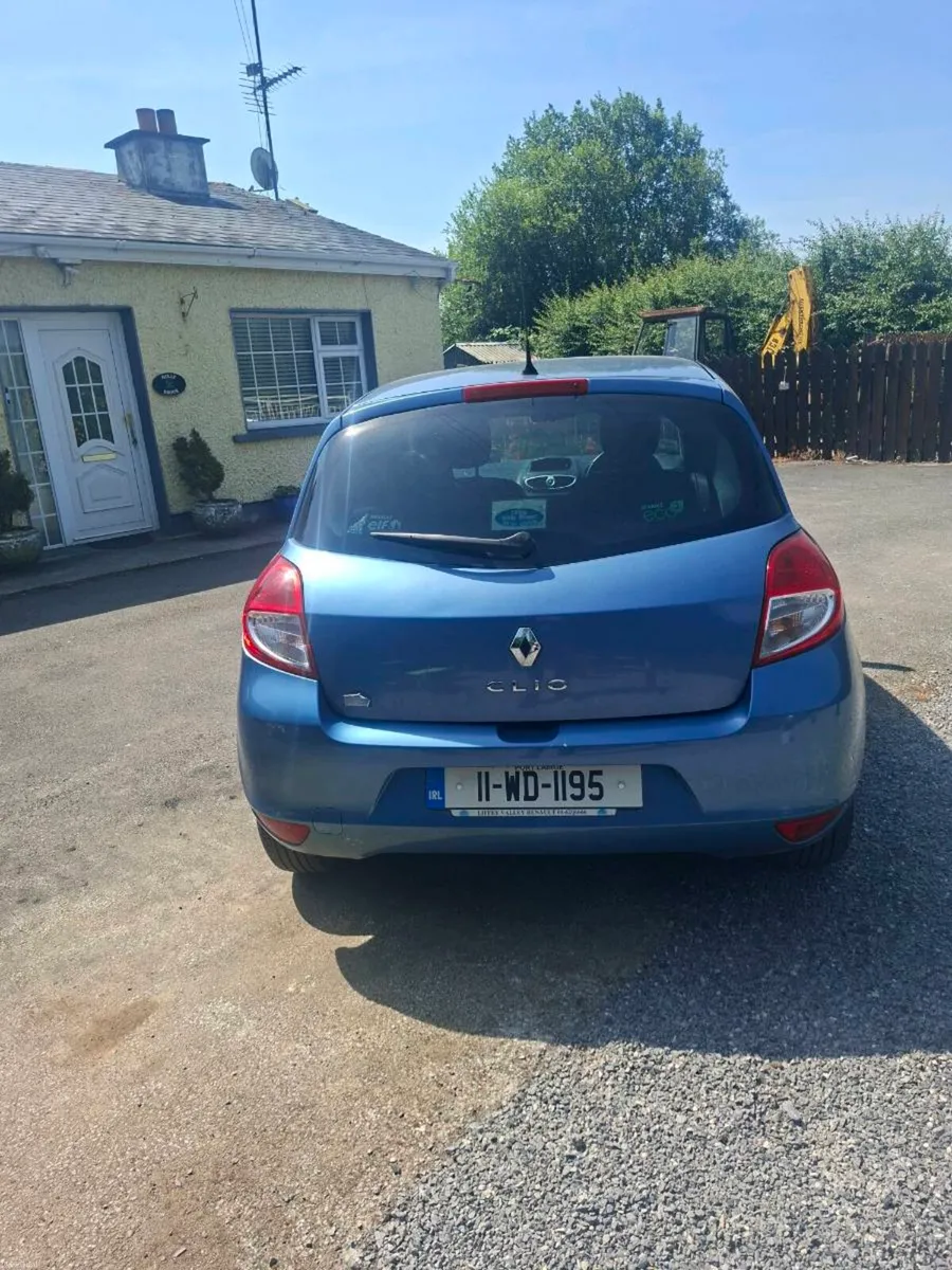 Lovely clean Renault Clio - Image 3