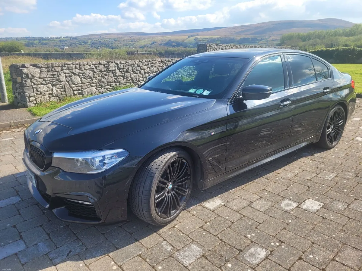 BMW 5-Series 2018 - Image 2