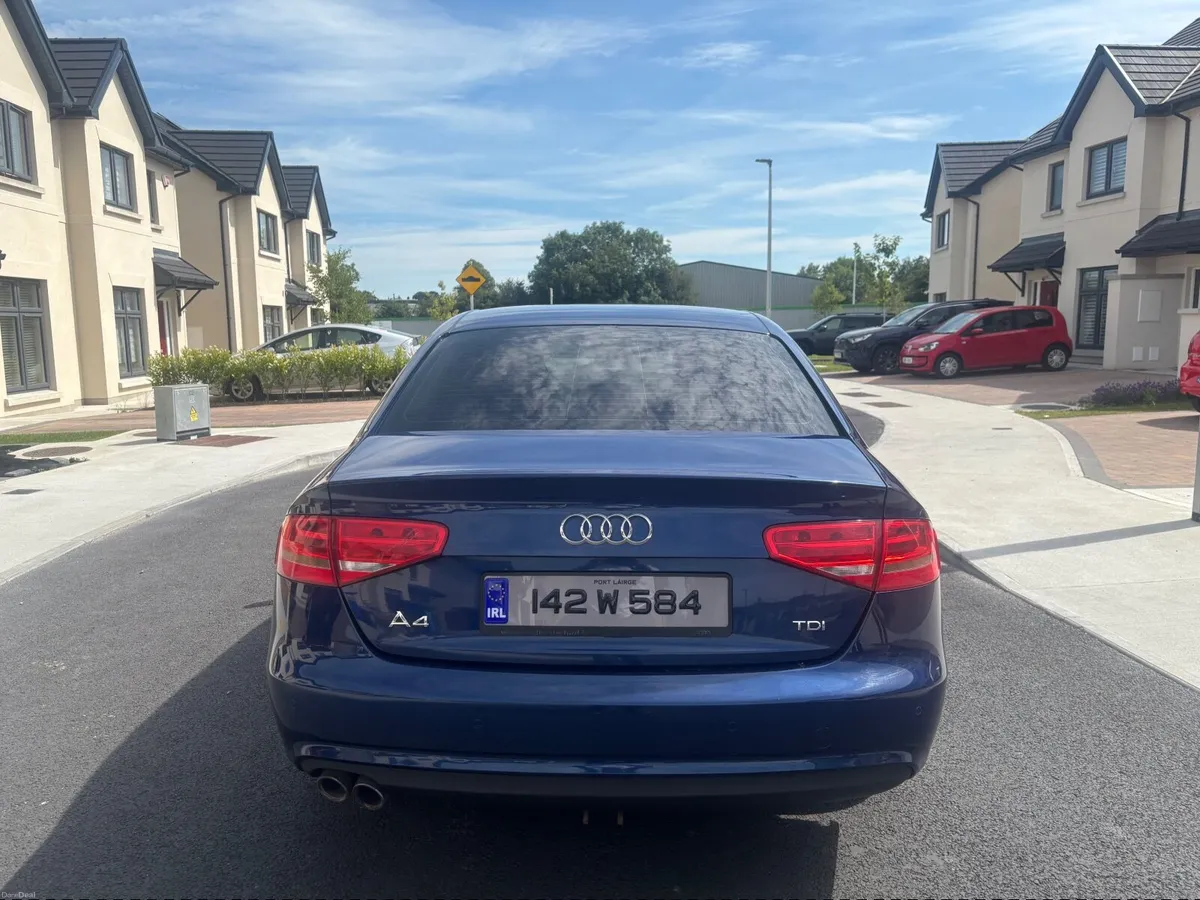 142 Audi A4 saloon 2.0 TDI 143 bhp high spec model - Image 4