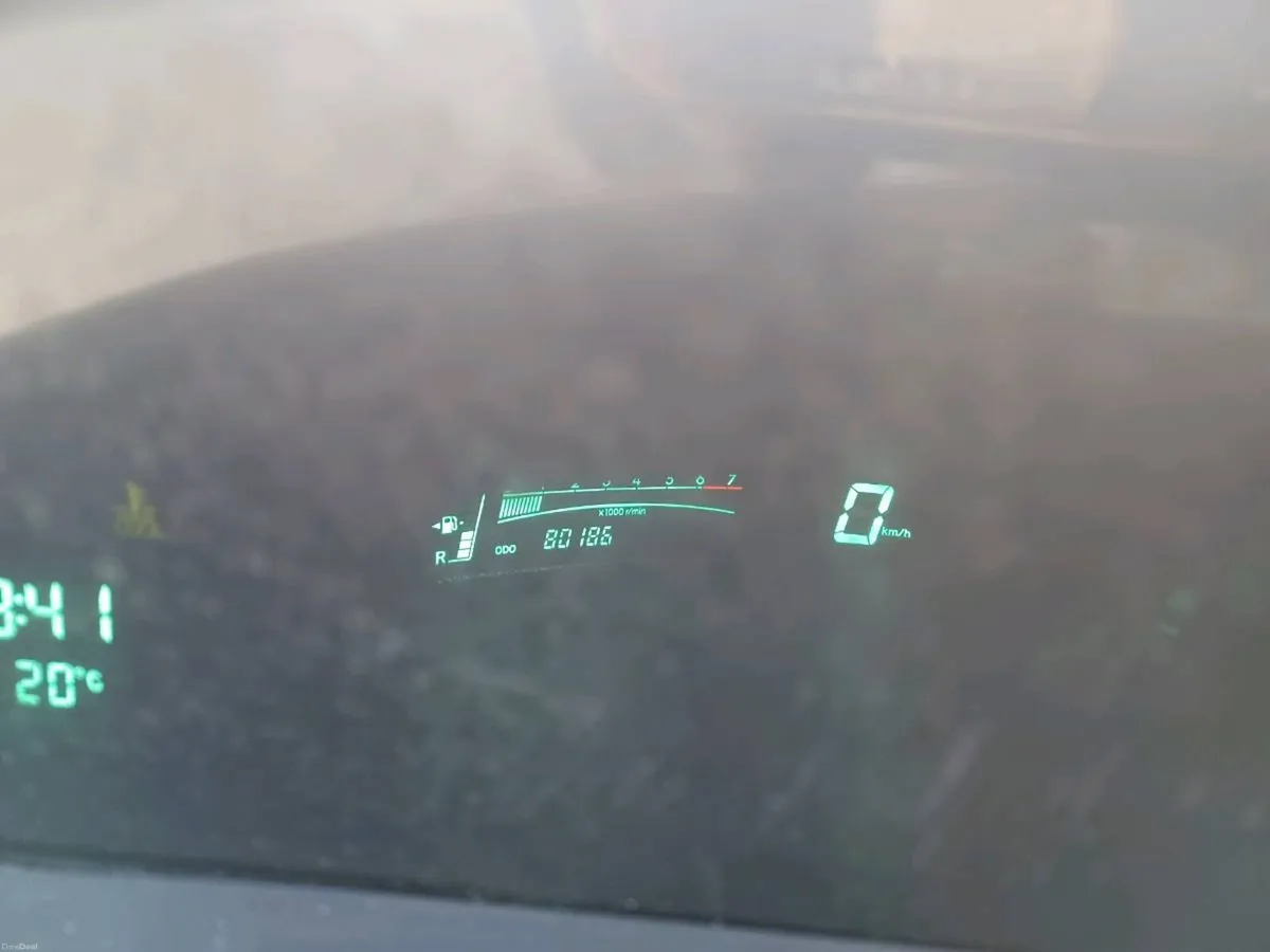 2009 Toyota Yaris - Image 6
