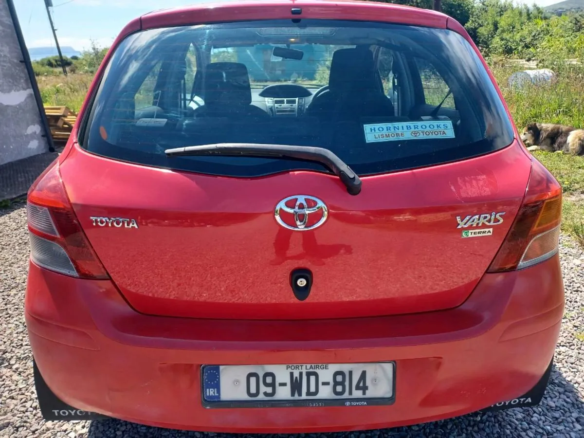 2009 Toyota Yaris - Image 4