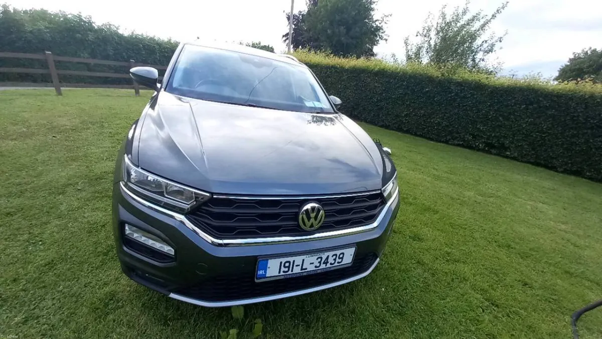 Volkswagen T-Roc - Image 3