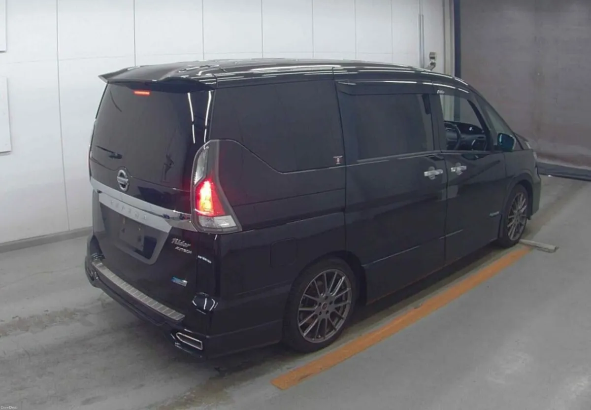 2017 Nissan Serena Hybrid - Image 3