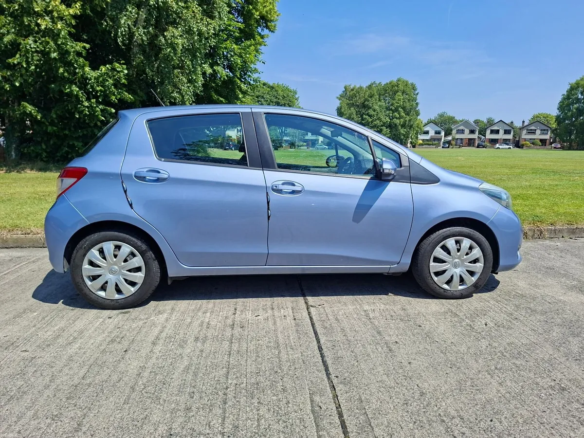 Toyota Yaris 2013 - Image 1