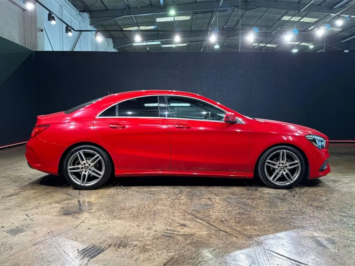Mercedes-Benz CLA AMG STYLE EDITION - 1.6 AUTOMATI - Image 3