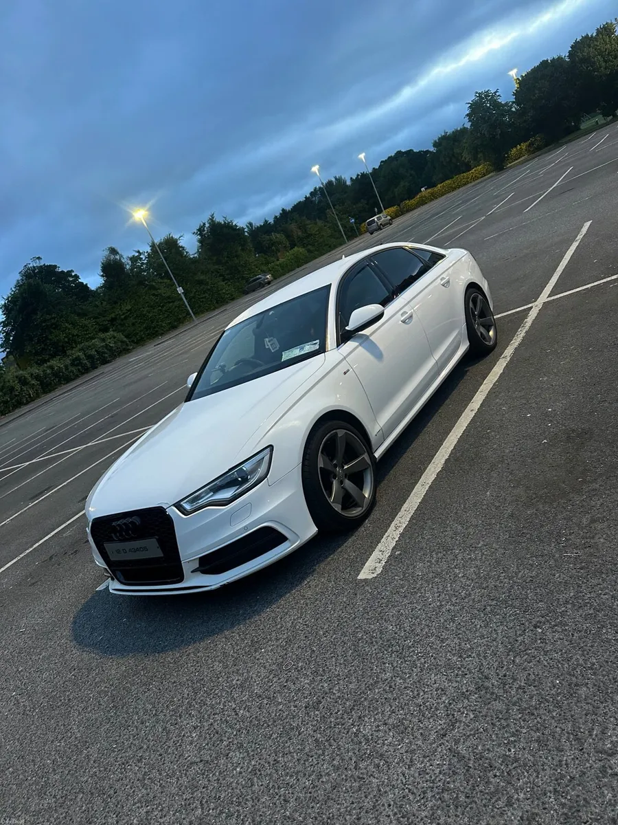 Audi A6 S Line 2012 - Image 1