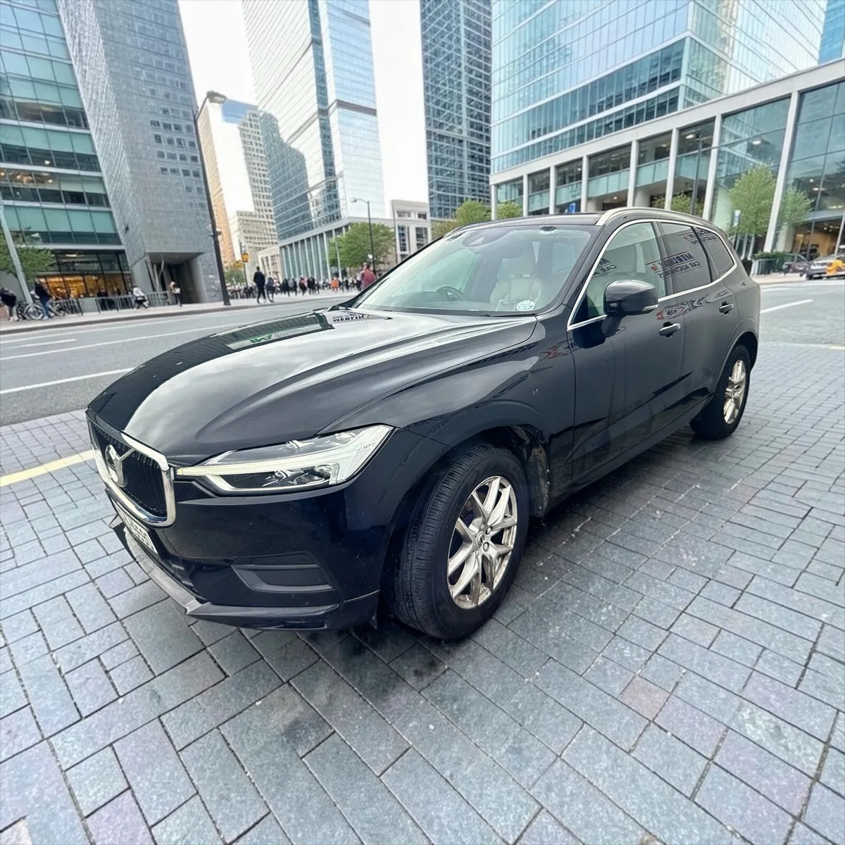 Volvo XC60 NEW SHAPE D4 190HP AWD MOMENTUM FSH - Image 1