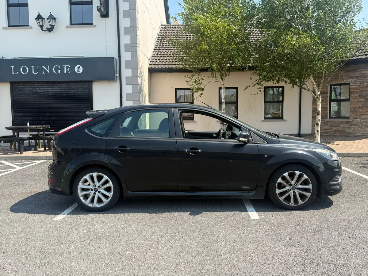 Car - Image 2