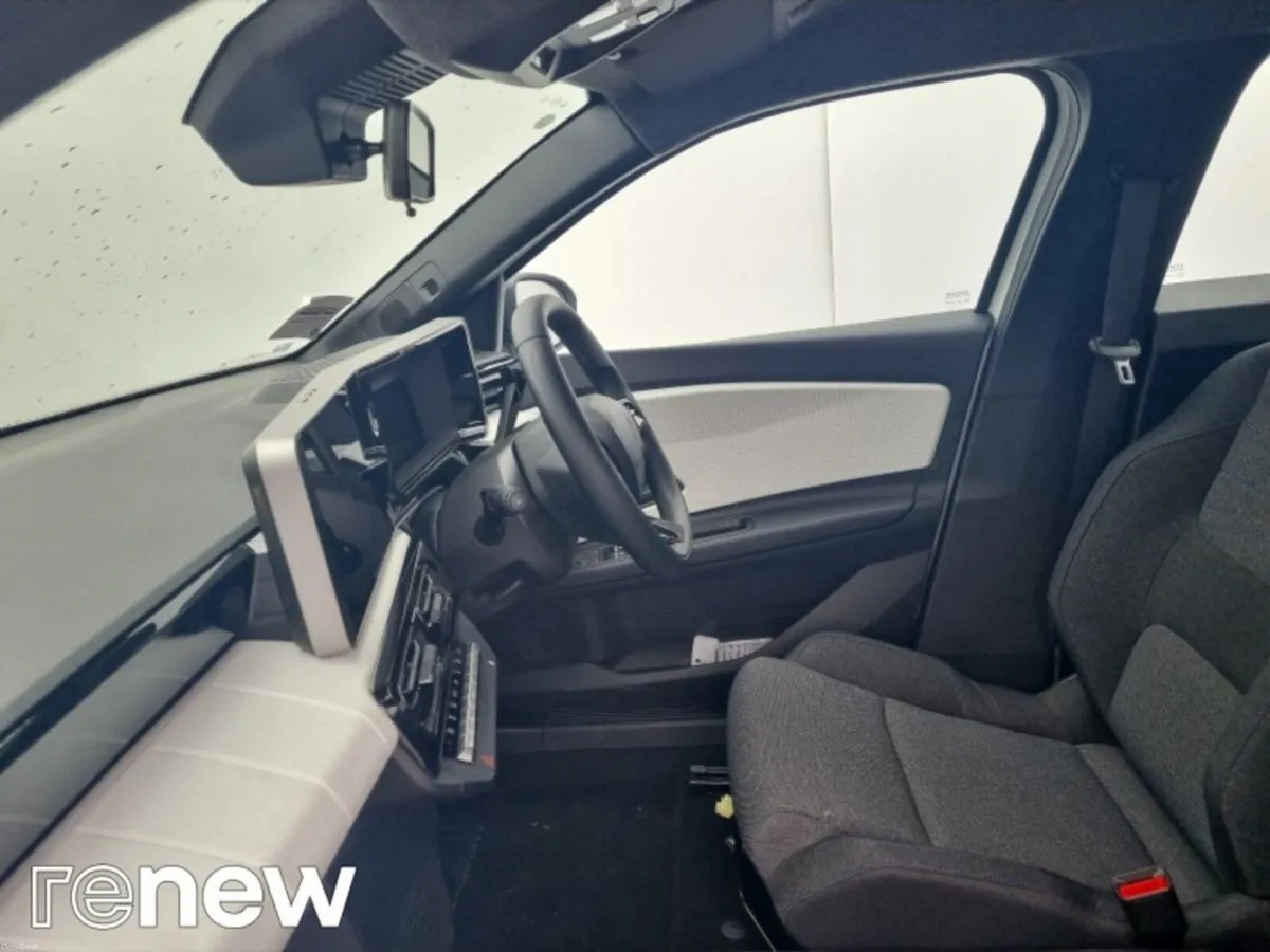 Renault 5 E-Tech Evolution 52kWh 150 - Image 5